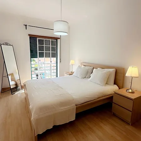 Apartment Elegant Getaway Ii - Lisbon- Two Bedroom In Montijo- 10 Mints From The Atalaia (Lisbon)